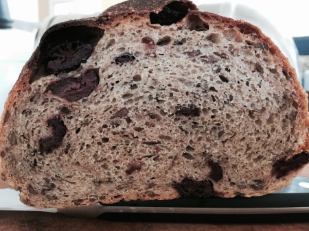 Oh my it just occurs to me that figs would be wonderful in this bread.